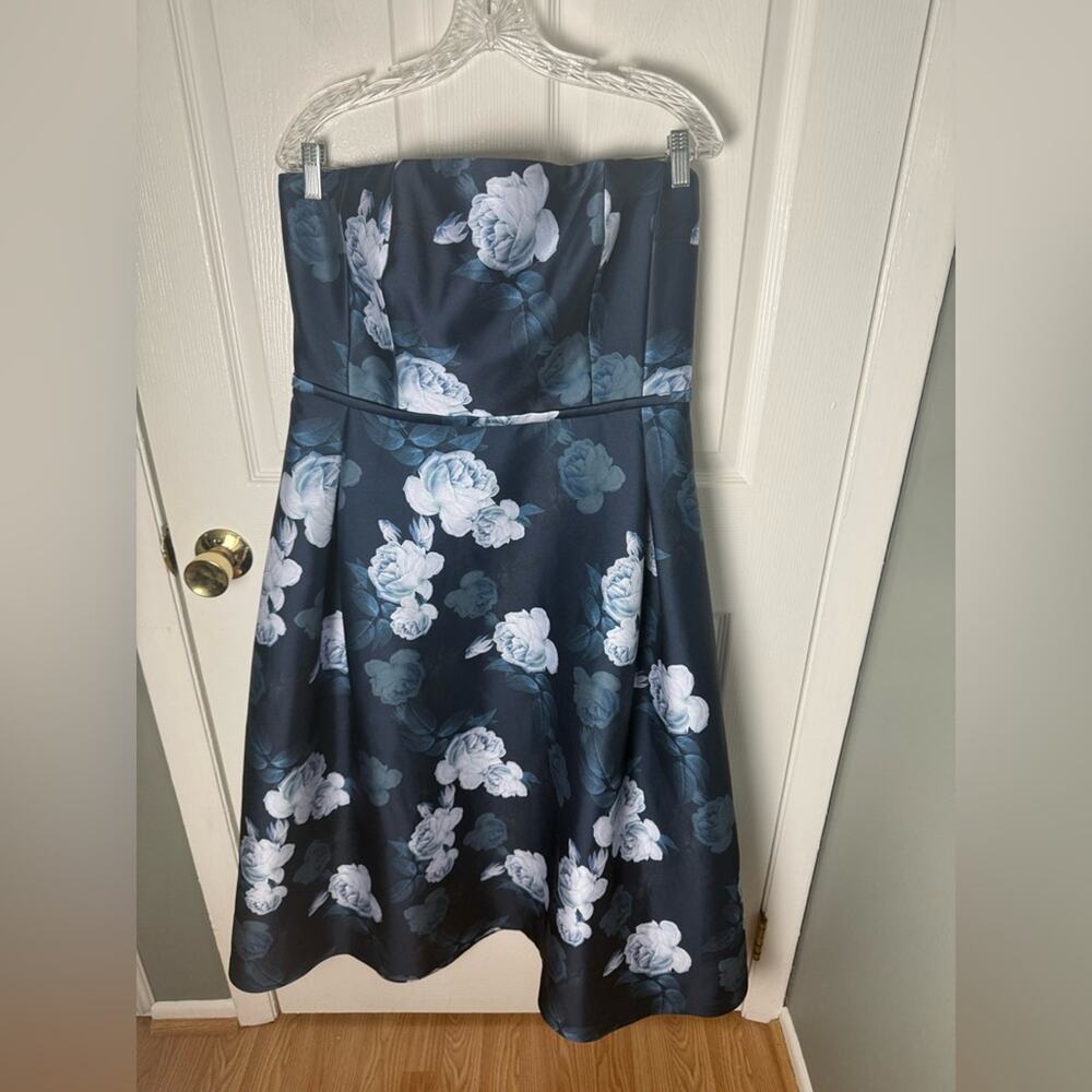 Sachin + Babi Shay Midi Dress in  Midnight Glacial Rose 14 - Picture 2 of 10